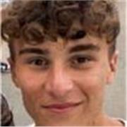 Lezioni di matematica? Studente al terzo anno di ingegneria offre supporto personalizzato online.