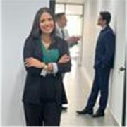 Imparto clases de inglés a personas a partir de los 12 años. Tengo un nivel de inglés avanzado. 