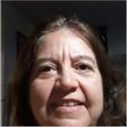 Profesora universitaria de español con amplia experiencia ofrece clases en línea para todas las edades