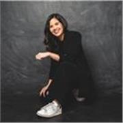 Profesora en Marketing Online, estratégica y creativa. Clases con enfoque práctico, actual y orientado a resultados