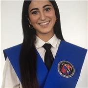Estudiante universitaria de Economía con matrícula de honor imparte clases de Matemáticas