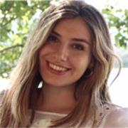 Estudiante universitaria ofrece clases de inglés