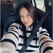 Estudiante de un grado superior de administración y finanzas que imparte clases de materias básicas