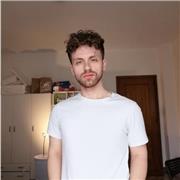 Studente Universitario di Beni Culturali do ripetizioni di Storia e Storia dell'arte per studenti delle Medie e Liceo