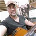 Guitarra moderna, bajo eléctrico, lenguaje musical, composición de canciones. 100% adaptado a lo que estás buscando.