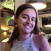 Profesora de Biología para prmaria, E.S.O y bachillerato, actualemte en el último curso de la carrera de Biología