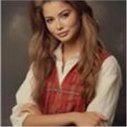 Mi chiamo Andreea, suono il pianoforte da quando sono piccola e offro lezioni. Sono vicino anche a Casciano di murlo e Siena