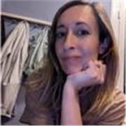 Profesora titulada de inglés con más de 10 años de experiència.