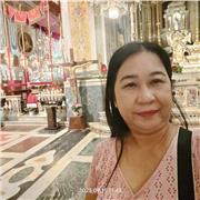 Focus on reading, writing, speaking and listening skills for first graders