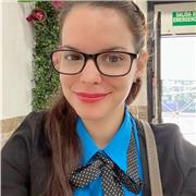 Profesor de biología imparte clases a estudiantes de todos los niveles