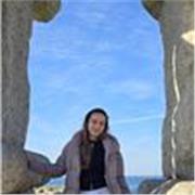 Soy estudiante de máster en la universidad Complutense, me gustaría poder ayudarte con los deberes que necesites. 