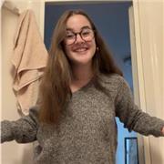 Professeure particulière pour des cours de soutien ainsi qu’à de l’aide aux devoirs