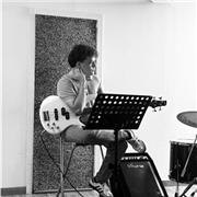 Clases de piano, guitarra, bajo, producción o teoría musical