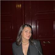 16 ans de conservatoire, une petite dizaine d'élèves débutants de tout âge, j'aime vous partager mes connaissances et ma passion !
