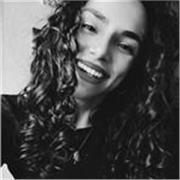 Offro lezioni private online per aiuto compiti e ripetizioni. Laureata in Comunicazione digitale, in Giornalismo e possiedo specializzazione TFA