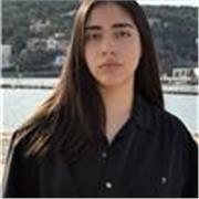Estudiante de carrera con nivel avanzado de inglés, castellano, catalán y matemáticas.