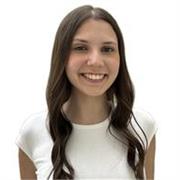 Profesora titulada en Lenguas Modernas con más de 2 años de experiencia dando clases particulares y con excelentes resultados.