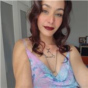 Profesora de inglés, sociales, naturales y puedo aplicar hasta ESO.