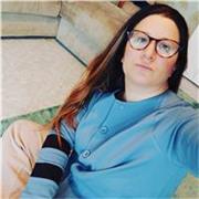 Offro il mio supporto in tutte le materie umanistiche e letterarie: italiano, antologia, epica, storia, geografia, arte, inglese
