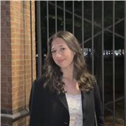 Studentessa universitaria propone lezioni di matematica, italiano, storia, geografia e inglese ad alunni della scuola primaria e s