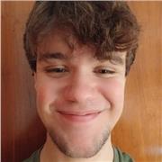 Estudiante universitario con un año de experiencia en clases de repaso y con First Certificate se ofrece para dar clases  de ingés