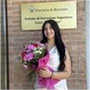 Studentessa diplomata al liceo scientifico offre lezioni di matematica a studenti di scuole medie e superiori