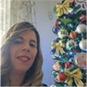 Ragazza di 34 anni con diploma scuola superiore impartisce lezioni di diritto per le scuole superiori
