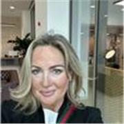 Hi, Im a TV presenter, media/communications and life skills trainer. 