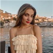 Se ofrece clases de refuerzo para niños por las tardes