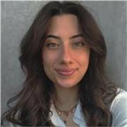 Laureata in lingue offre lezioni di inglese e supporto allo studio