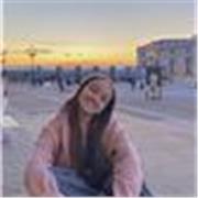 Profesora de inglés, con experiencia en clases particulares y con niños y niñas de primaria! 