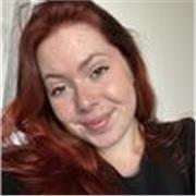 Étudiante pouvant vous aider pour les devoirs, niveau collège/primaire/lycée