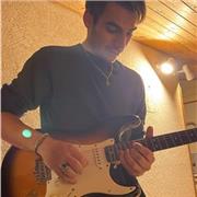 Vous avez envie de découvrir un instrument, de connaître l’histoire de la musique ou bien d’apprendre la théorie de la musique ?