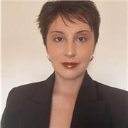 Sono un’insegnante di inglese con tanti anni di esperienza. Sono disponibile sia per giovani studenti, sia per adulti!