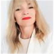 Mentora de negocio y marketing para emprendedores y profesionales.