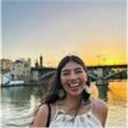 Profesora de Antropología apta para todas las edades y niveles