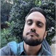 Offro lezioni a bambini della scuola elementare e medie, trovando un metodo specifico per ogni singola esigenza. 