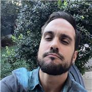 Offro lezioni a bambini della scuola elementare e medie, trovando un metodo specifico per ogni singola esigenza.