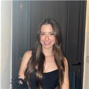 Profesora de apoyo escolar especializada en Inglés y Matemáticas (esta última de hasta 2 de ESO)