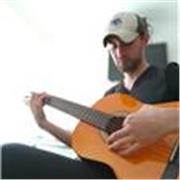 Profesor con 8 años de experiencia en enseñanza de guitarra acústica da clases a domicilio en ciudad salitre Bogotá