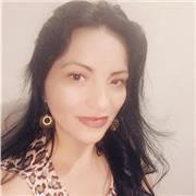 Soy especialista en la enseñanza de inglés y áreas en inglés para niños en edad escolar así como también personas adultas