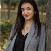 Estudiante universitaria de Derecho y ADE, con conocimiento en matemáticas, inglés y otras materias de primaria y ESO