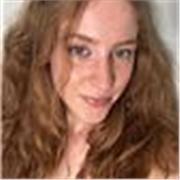 Libera professionista esperta in grafica e web insegna design a ragazzi e  studenti universitari. Lezioni pratiche e creative!