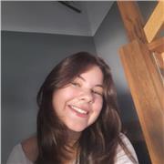 Tutrice pour l'aide aux devoirs dans des matières littéraires tel que le français, la littérature