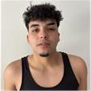 Profesor de Producción Musical para alumnos de nivel bajo/medio.