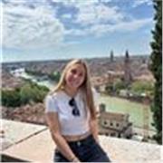 Profesora de apoyo general de primaria y ESO