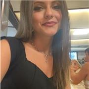 Diplomata al liceo linguistico, laureanda in lingue e culture straniere