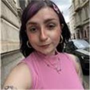 Laureata magistrale in Iingue cerca alunni di qualsiasi età per lezioni private e aiuto compiti