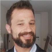 Adultos enfocado a cualquier trabajo , niños y adolescentes que quieran aprender francés desde el nivel 1