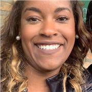 Professora de Línguas especialista em Bilinguismo